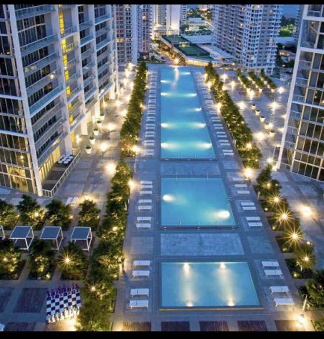 Luxury 5-Star Condo @37Th Floor In Icon Brickell 2B/2B 마이애미 외부 사진